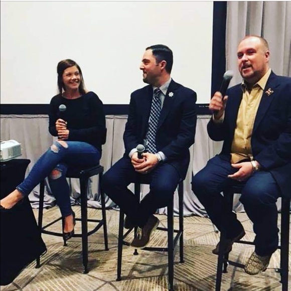 Hello! 👋 - Picture 2 of 4